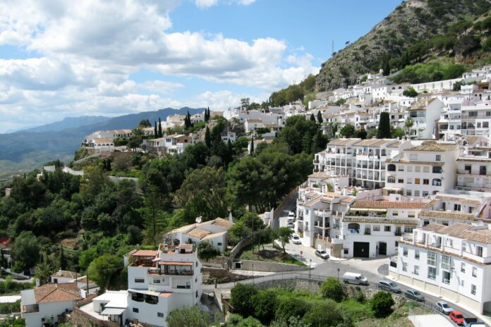 Mijas - Vielseitiger Ort u. weißes Dorf an der Costa del Sol