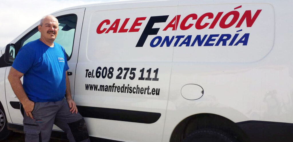 Manfred Rischert ist ein erfahrener Klempner an der Costa del Sol