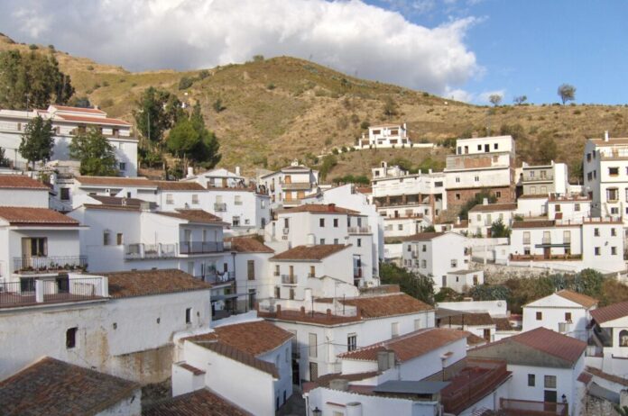 Axarquía - Das Dorf El Borge