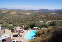 Casa Paz y Más in Riogordo ist ein kleines ländliches Bed & Breakfast