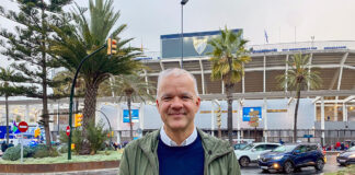 Christian Machowski vor dem Stadion La Rosaleda