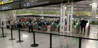 Zugang zu Gates im Flughafen Málaga
