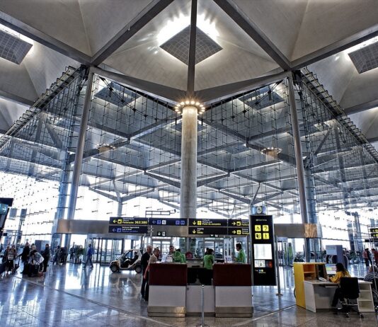 Flughafen in Málaga 2022