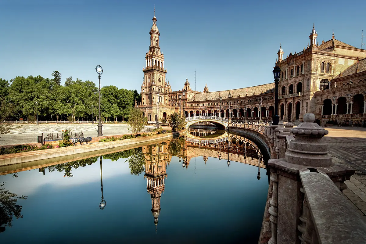Sevilla in Andalusien. Plaza de España