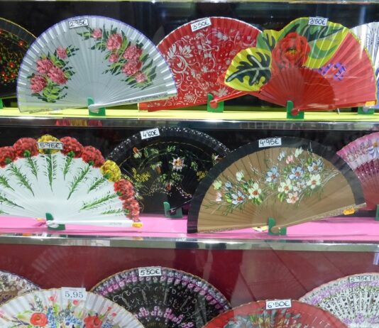 Fächer in Andalusien