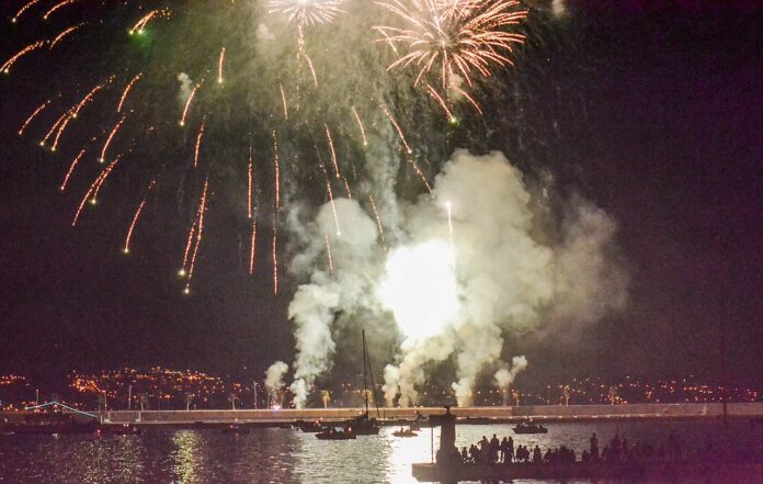 Feuerwerk Feria de Málaga