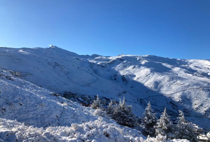 Schnee in der Sierra Nevada