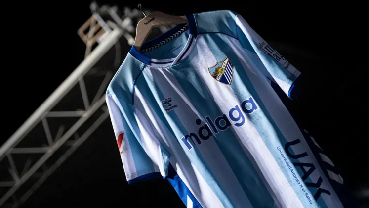 25 06 20 CamisetaMCF02