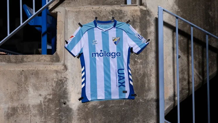 25 06 20 CamisetaMCF03