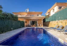 Geräumige Villa in Riviera del Sol mit privatem Pool
