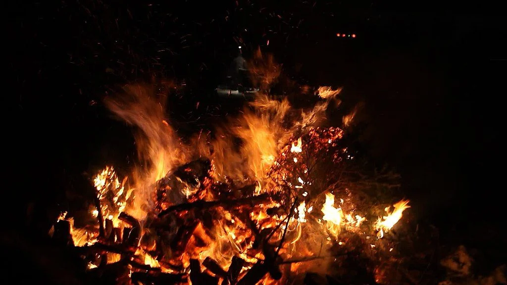 Noche de San Juan an der Costa del Sol: Feuer, Wasser und Magie in der Johannisnacht San Juan Costa del Sol 2025