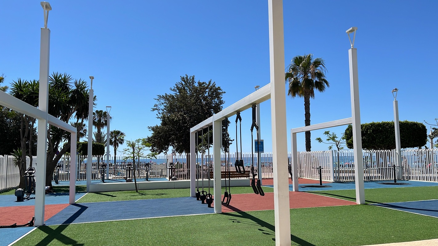 Erst Diskothek, jetzt kostenloser Open-Air-Fitnesspark: Baluma in Rincón de la Victoria Baluma Park La Cala del Moral