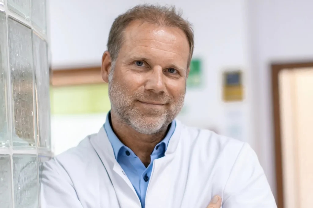 Dr. Axel Weber - Orthopäde in Málaga und Nerja
