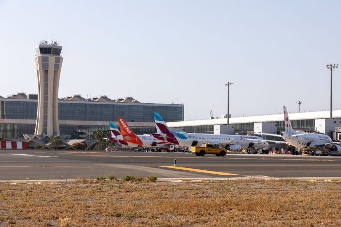 Aeropuerto+de+Málaga-Costa+del+Sol+(plataforma) Flughafen Málaga Rekord 2025
