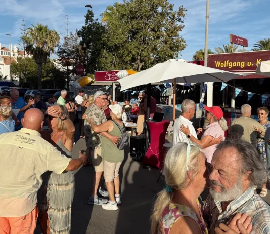 Sechstes Brezelfest in Torrox Costa ist ein voller Erfolg