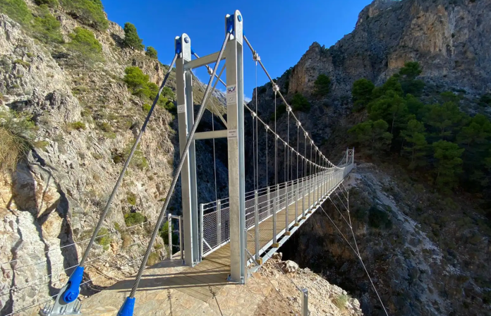 Hängebrücke el Saltillo in Málaga Hängebrücke el Saltillo in Málaga