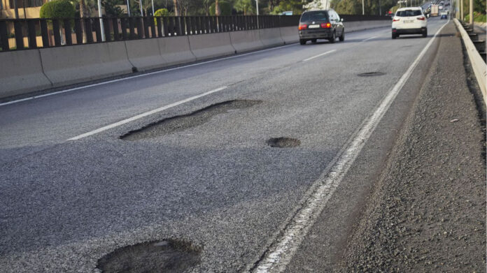 Schlaglöcher Costa del Sol