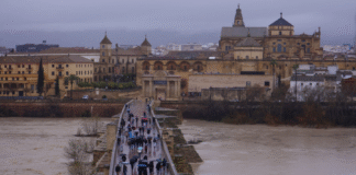 Fast 4.000 Menschen in Andalusien wegen Sturmtief Leonardo evakuiert Sturmtief Leonardo in Andalusien