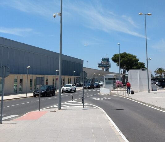 Wachstum Flughafen Almeria