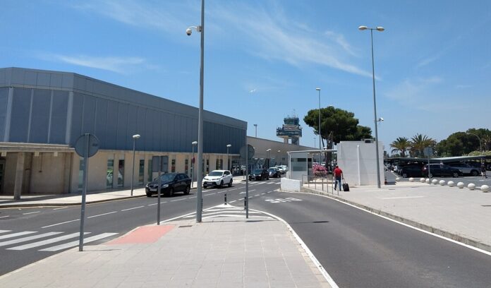 Wachstum Flughafen Almeria