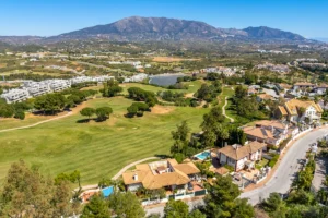 Lifestyle Villa für Golfbegeisterte in Marbella zum Verkauf