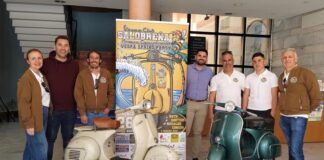 Vespa-Treffen in Salobreña