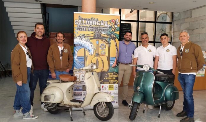 Vespa-Treffen in Salobreña