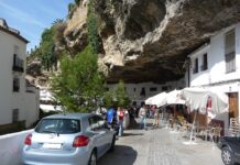 Setenil de las Bodegas Andalusien