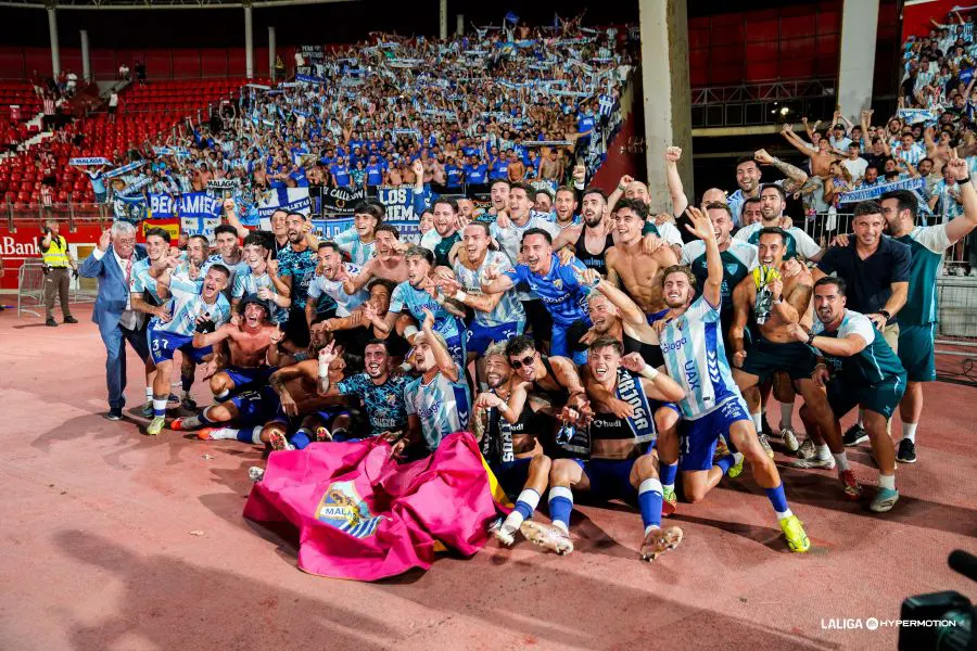 Aufstieg geschafft! Der FC Málaga ist wieder erstklassig FC Málaga schafft Aufstieg | UD Almería - FC Málaga 1:2