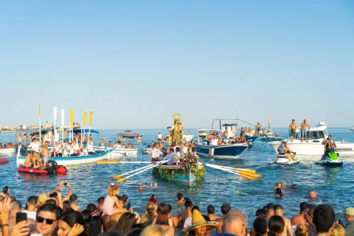 virgendelCarmen Virgen del Carmen: Prozessionen an der Costa del Sol