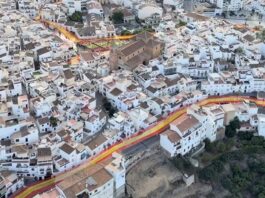 Spanienflagge Torrox Feria 2026