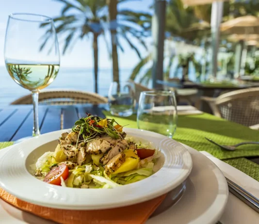 La Terraza Marbella: Andalusische Küche mit Meerblick